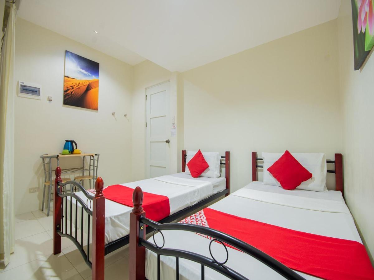 Oyo 707-908 Salinas Suites Cebu Dış mekan fotoğraf